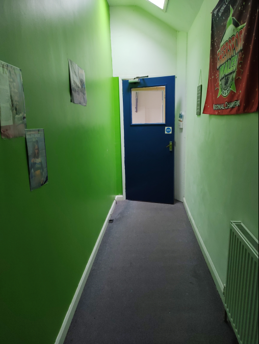 WMPS_Comms's tweet photo. Our Hereford & Worcester Team have been helping @Hands2GLudlow with their new community facility, and turned around a total redecoration in 3 weeks. Great work for a fantastic local initiative. Well done to all involved.
#communitypayback #wmps
@hmpps https://t.co/zjopnE4Zpz