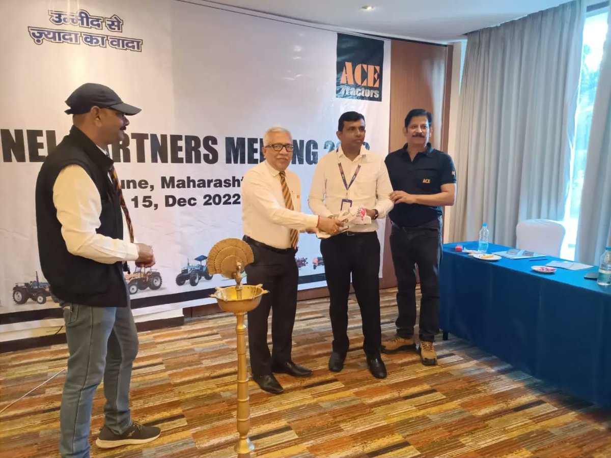 ACETractorIndia's tweet photo. Glimpses of ACE Tractors Channel Partners Meeting organised at Pune.
#ACE #ACETractors #AceTractorsIndia #channelpartnersmeet #Partners #Meeting #organised #Pune #channelpartners #Farming #agriculture https://t.co/k3w5nRi36o
