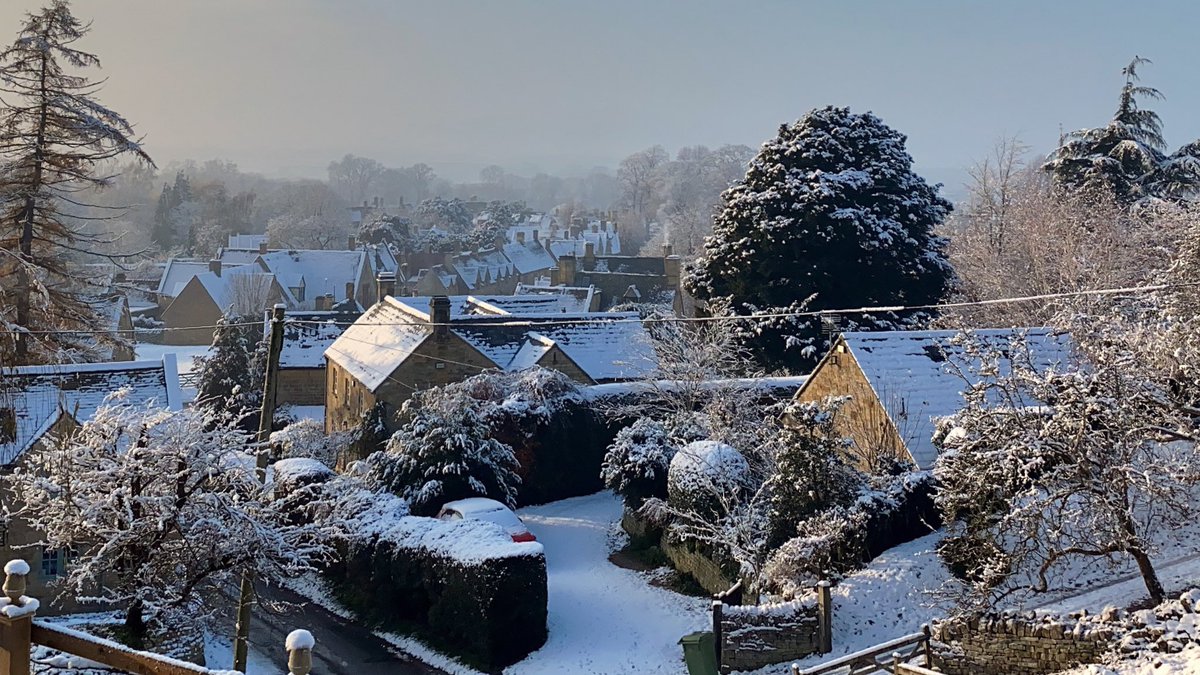 The Mount Inn tweet media