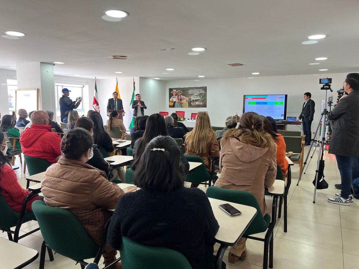 lasupersona's tweet photo. #AEstaHora Estamos en la rendición de cuentas de la @LoteriadeBoyaca 🤩 Que en este 2022 han superado la meta anual  en transferencias al sector salud con más de 29 mil millones de pesos (197%) 👏🏼 https://t.co/GVtRSz73e8