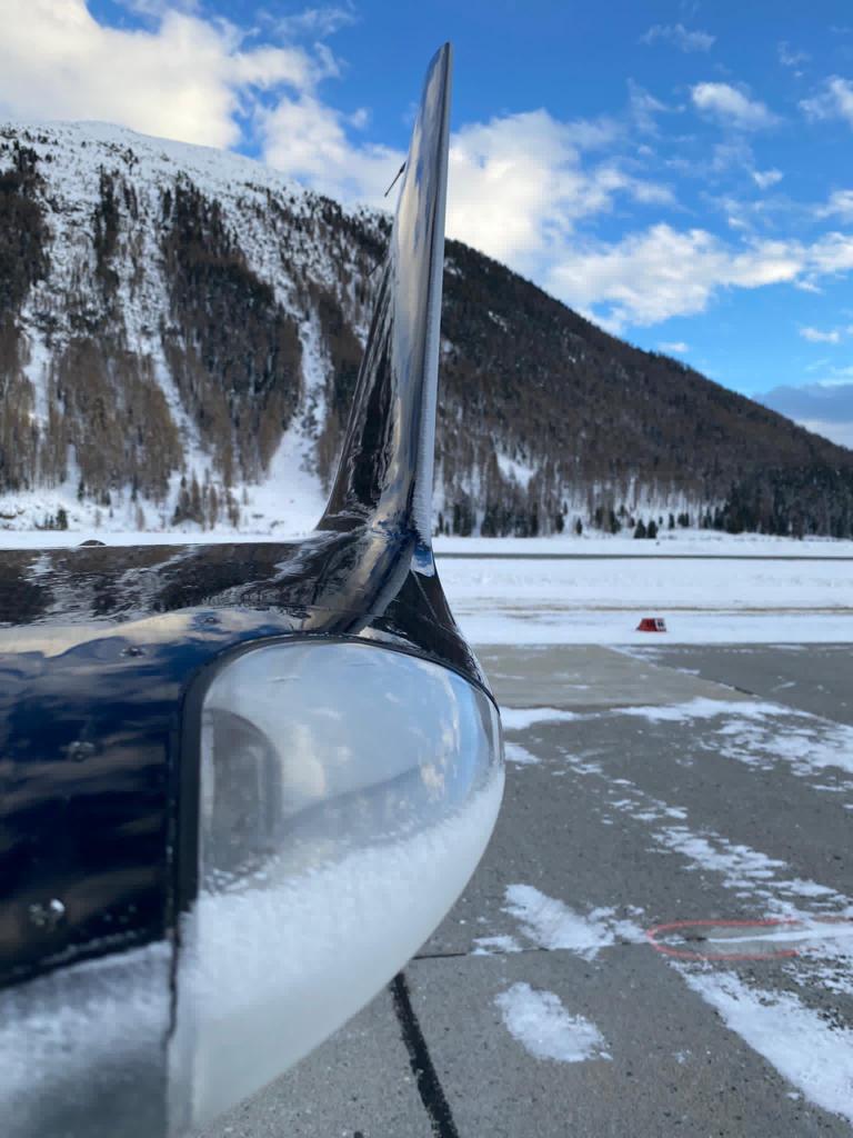 dBBAviation's tweet photo. A cold start in Samedan for our Phenom 300 ski charter. 

Get in touch today for your next private jet charter. 

E. info@dbbaviation.com
O. +44 (0) 203 960 0123

#privatejet  #luxurytravel #travel #skiseason #samedan https://t.co/8l3MW5VYoP