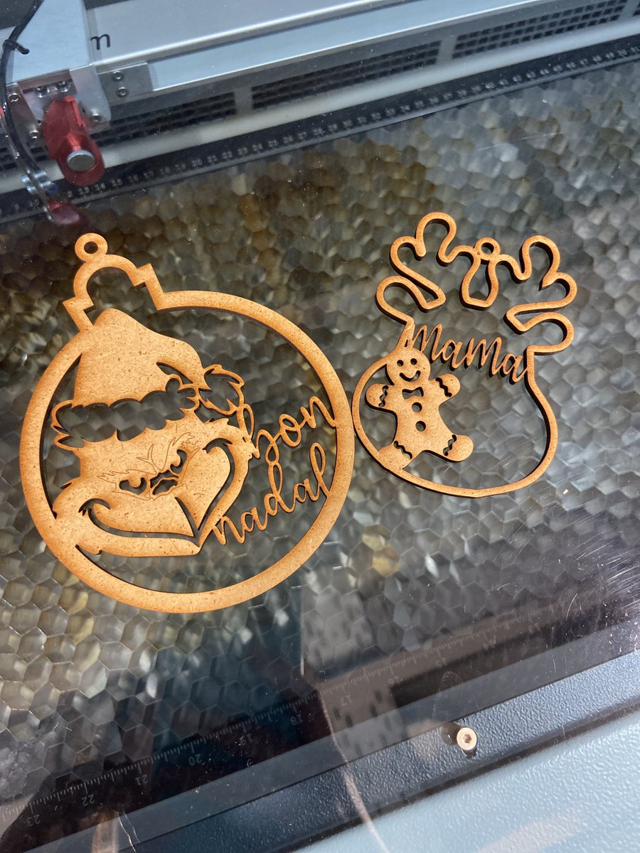 🌲🎅🏼 ¿Te gustaría diseñar y fabricar tu decoración Navideña?

¡Te esperamos en la Navidad #maker del FabLab Sant Cugat! ⭐💫 Si tienes entre 7 y 13 años, personaliza tu Navidad.

📍 Viernes 23 de diciembre de 9:30h a 14h. 

Nos quedan pocas plazas: 👉🏻 bit.ly/3tRdqTm