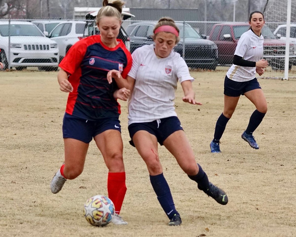 AliDSoccer's tweet photo. Another big 4-1 victory this weekend. Team is growing! @ncsa @NcsaSoccer @ImCollegeSoccer @ImYouthSoccer @SoccerGrlProbs @girlssoccernet @OkPiedmont @Coach_jFermin @SoccerWSA #SixEggs #PPP #soccer #futbol  #hardwork #girlssoccer #womenssoccer #baller #goals #puma #PiedmontSoccer https://t.co/odofbqDqyX