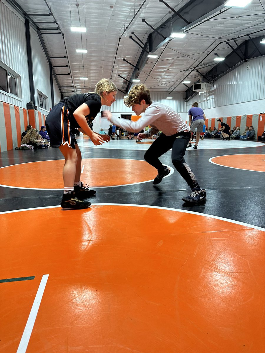 TommyBauer174's tweet photo. Grow by teaching.  @Mason_Bauer2 pouring into his little sister beginning her wrestling journey.  #chopwoodcarrywater https://t.co/cH7WSrUHG9