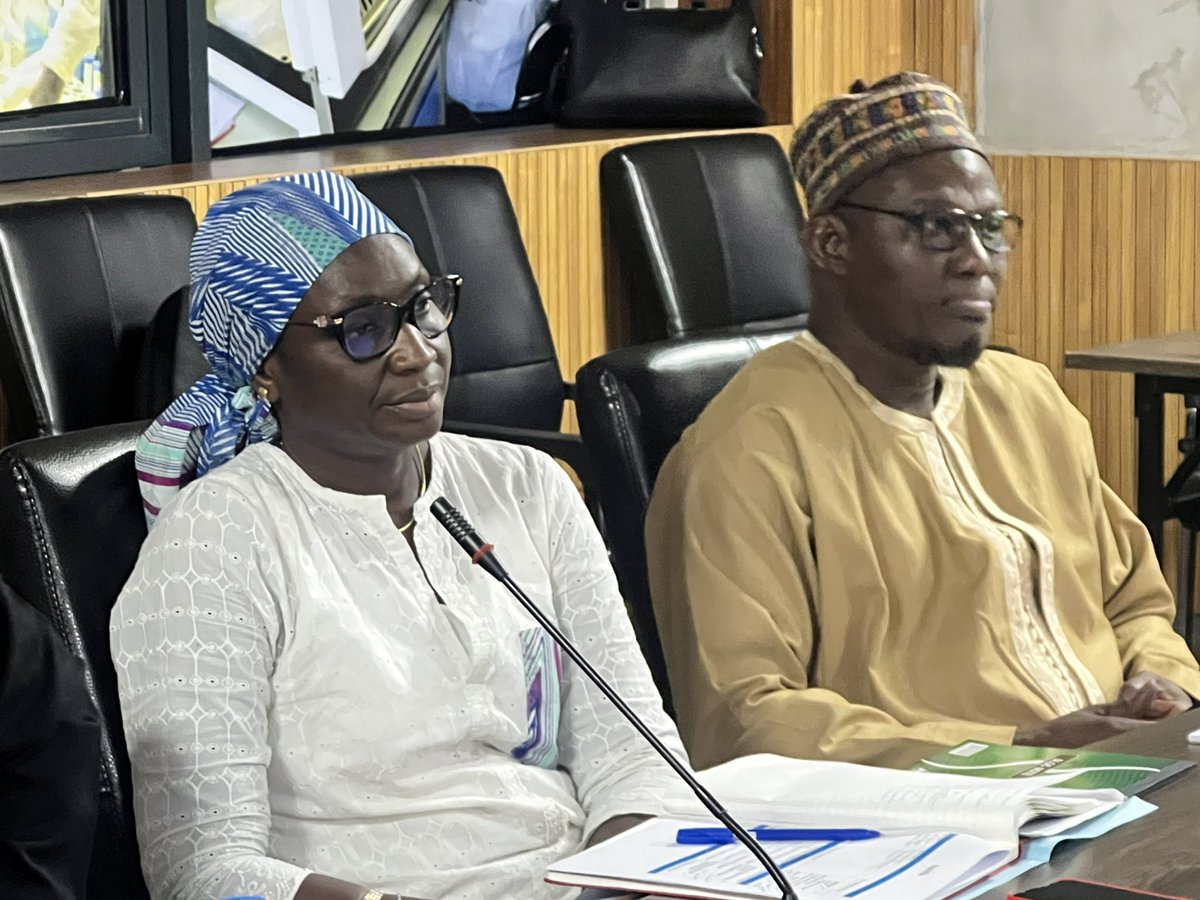 santegouv_sn's tweet photo. a mis en place le projet Partnership for Accelerated Covid-19 Testing (PACT). Ce projet axé au départ sur la surveillance a évolué aujourd’hui et se focalise davantage sur la
vaccination.#Senegal #cov19sn https://t.co/YGpltfRWt2