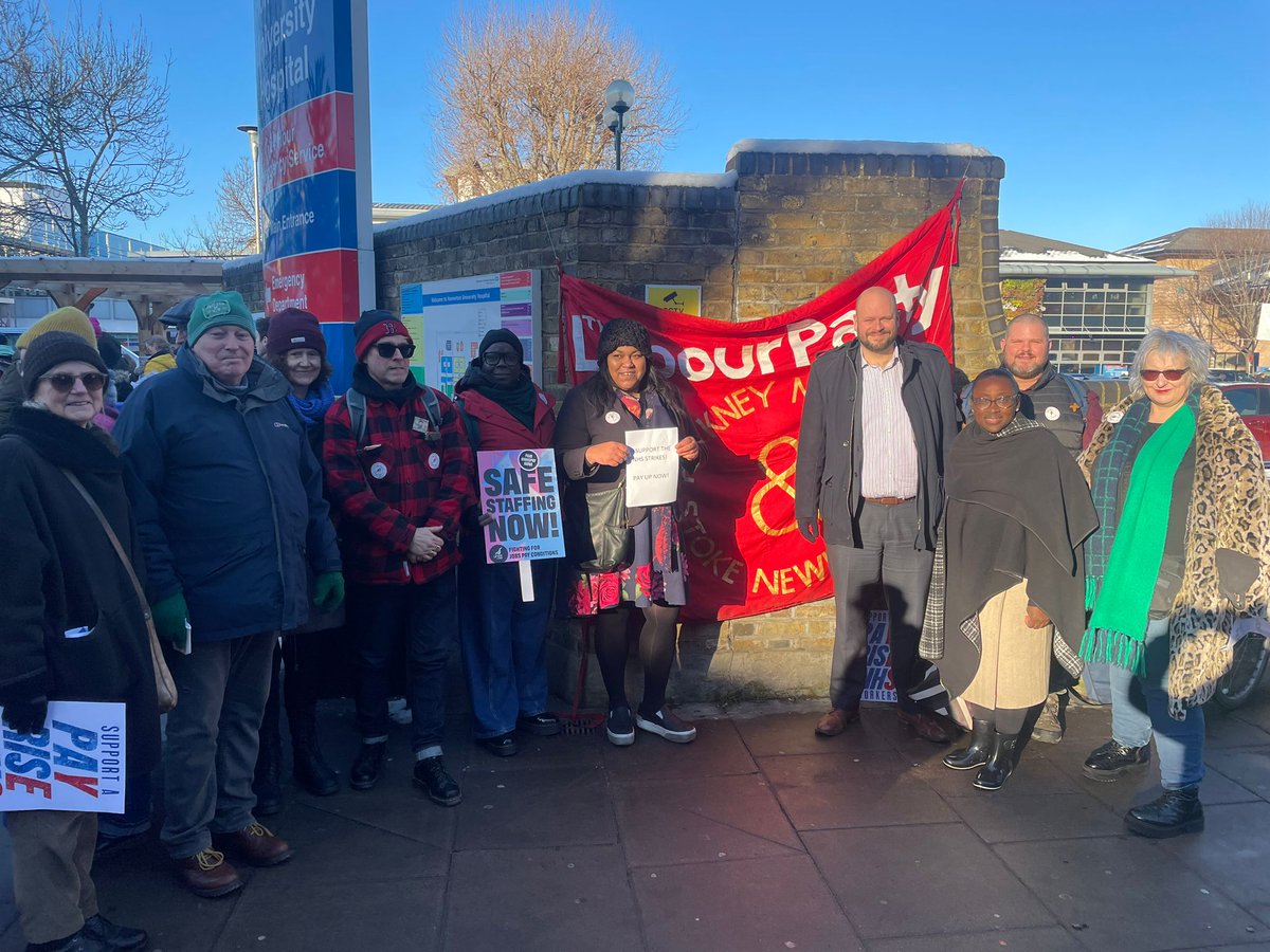 PhilipGlanville's tweet photo. Outside the @NHSHomerton today with union, community &amp; @HackneyNorthLab &amp; @SouthHackneyLab colleagues in solidarity with @theRCN nurses striking across the country. They didn't want to do this, but we are there with them in this fight &amp; for all those that work for &amp; need the NHS. https://t.co/zdFPGCtkq0
