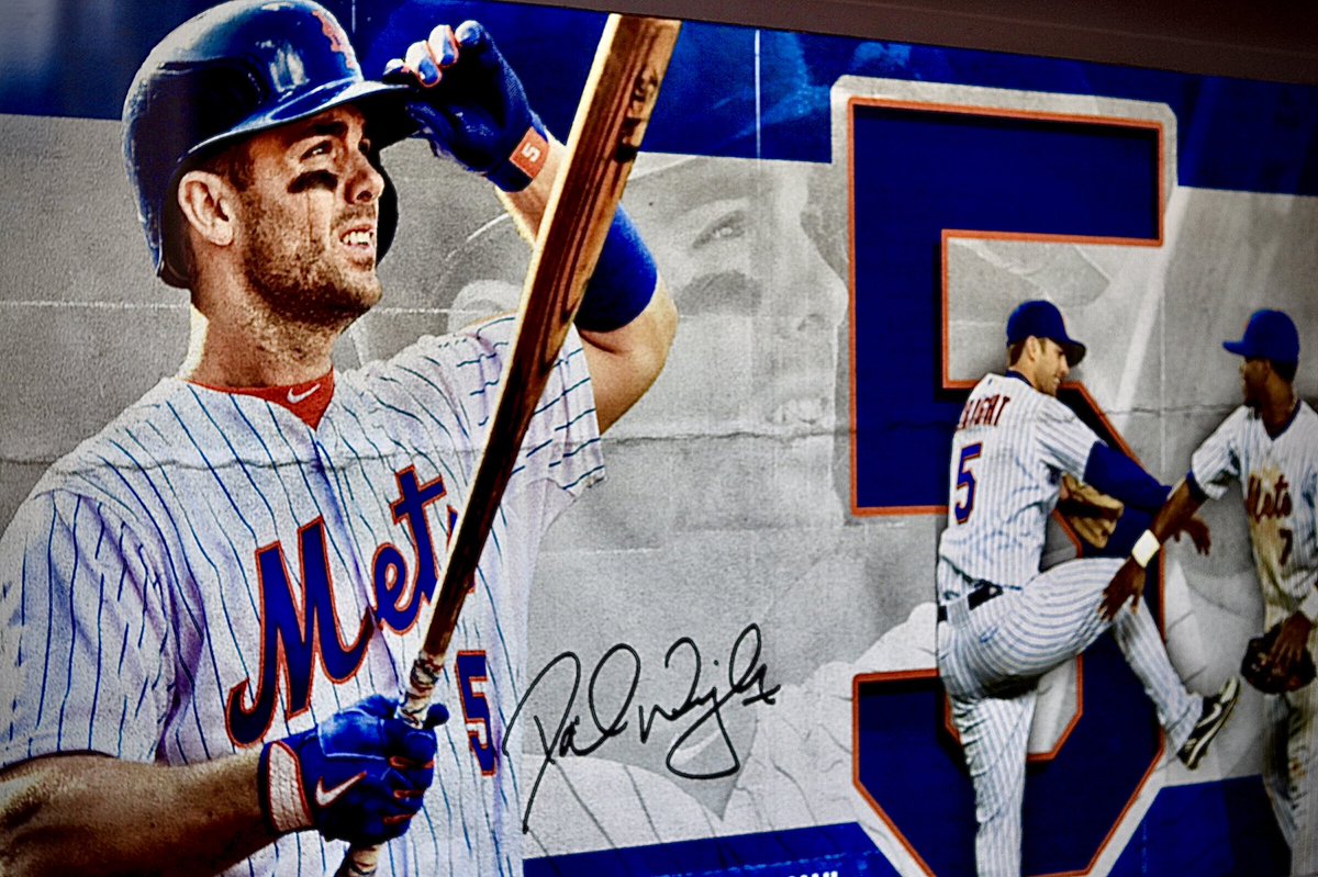 mongezaurio's tweet photo. @Giants @derekjeter There one more Captain that should be in that pic...
#DWright #5 #CaptainAmerica https://t.co/oOcwxcY0p2