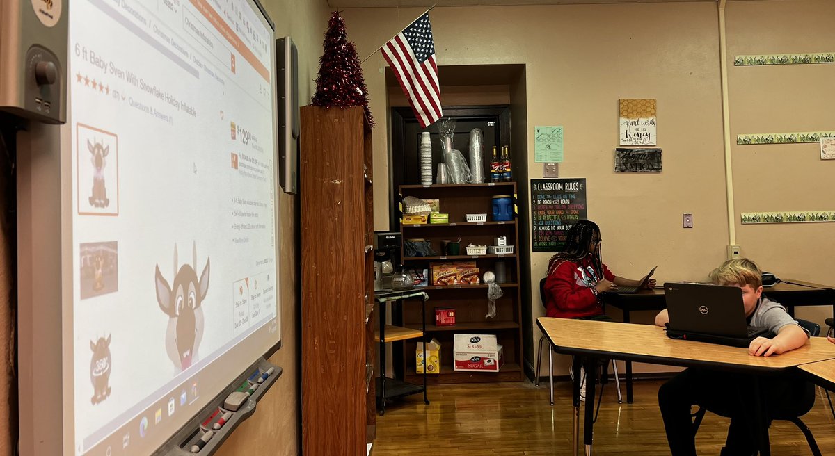 RaebelAngie's tweet photo. Practicing online shopping in Life Skills class today. #fultonproud @BethHouf https://t.co/mXmmb0tU68
