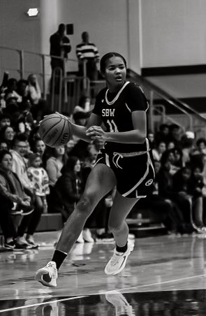 WHSPanthersGBB's tweet photo. #1 Lady Panthers (12-0) are at John Glenn tonight. We are on the road with 5 girls averaging double figure ppg.

@rashunda_jones 19.5 ppg
@KiraMReynolds 17.9 ppg
@Amiyah_Reynolds 16.8 ppg
@isthat_monique 11.8 ppg
@RyiahWilson 10.6 ppg

#ChallengeAccepted 💚🐾
PC: FBG https://t.co/3kwSVqFdUK