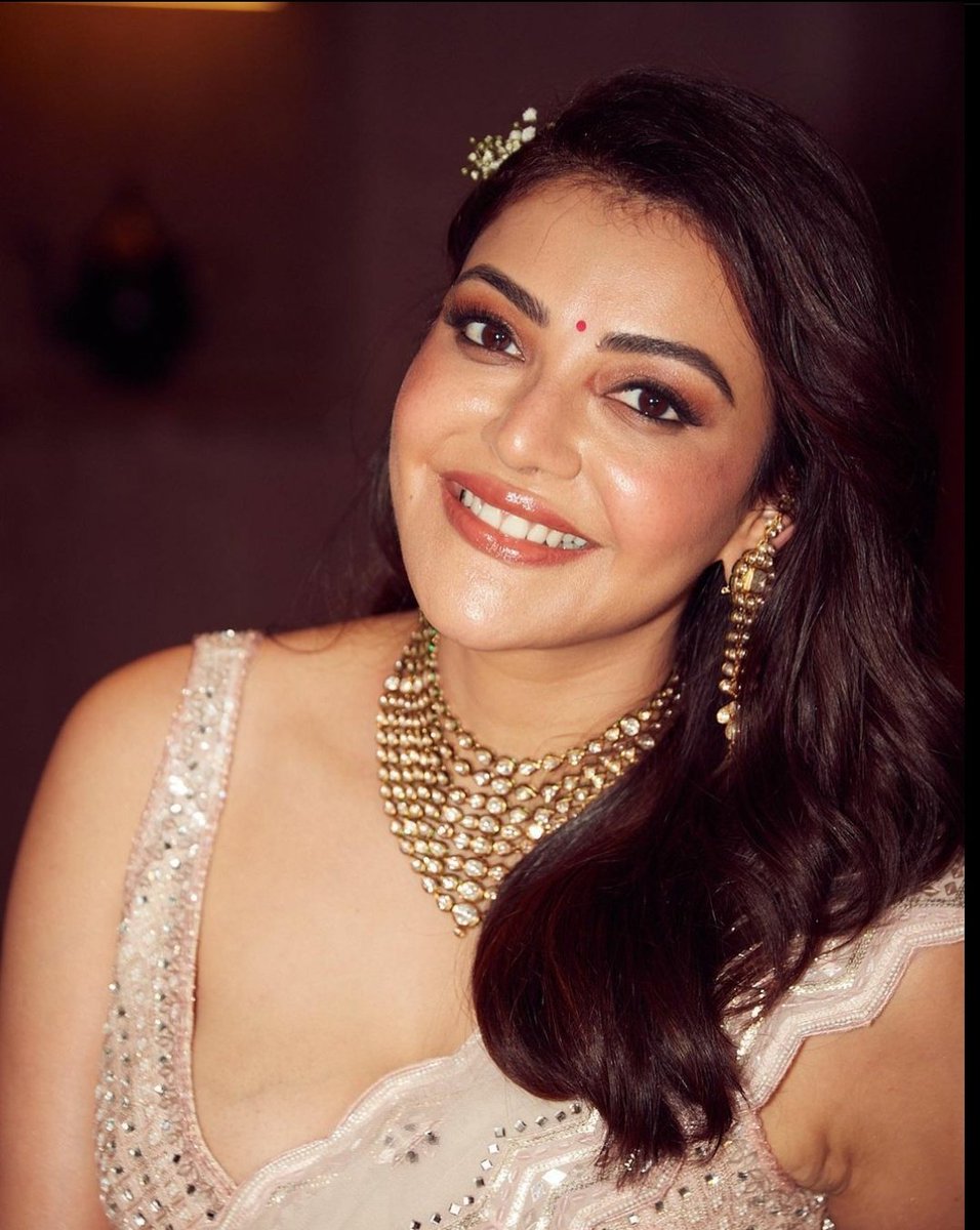 gunner957's tweet photo. #KajalAggarwal https://t.co/P3OEpimW3O