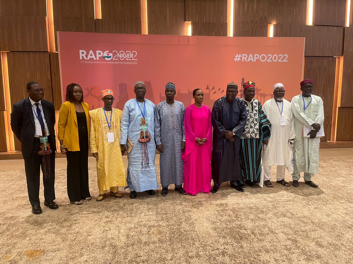 DMPASCNow's tweet photo. Clap de fin pour le #Rapo2022 
La 11e édition de la réunion annuelle du @POuagaPF a tenu toutes ses promesses à travers l’atteinte des différents objectifs assignés. 
#UtilisonsPF #DmpascNow2 #rapo2022 https://t.co/cZMbPaf3Pk