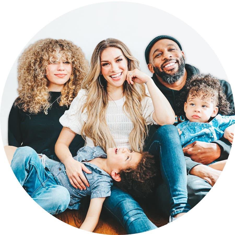 Nikischmidt927's tweet image. To all…I’m here, to talk, to listen, to just be here.  You matter, you are loved. Blessings friends. 🙏🏼 ♥️
RIP Stephen TWitch Boss 😞
#checkonyourhappyfriends #mentalhealth #SuicideAwareness 
What Andre Ramsey says here is on point. 🙏🏼