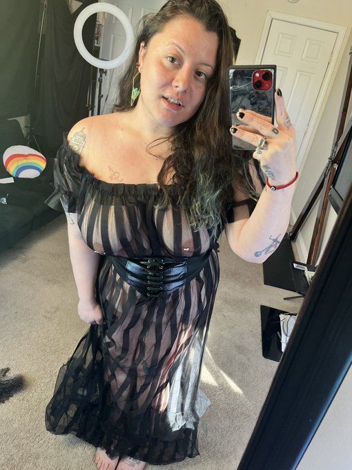 I have full length videos on my site&hellip;.   https://t.co/4sdZoZw9Ob https://t.co/ovnsbhNCgx<a href="/tag/eattherich"class="tags"><span>#eattherich</span></a>