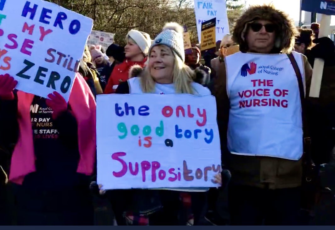 ‘The only good Tory is a suppository’

Gotta love #Nottingham nurses

#FairPayforNursing