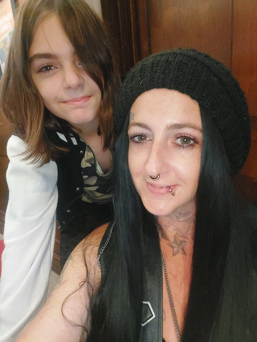 GKittenofficial's tweet photo. Happy birthday to My beautiful daughter who turned 12 today!!
Can't wait until she finishes school 🥰
I hope she likes her new anime PJs🥰
Really struggling for cash this year...I'm lucky my kids are always greatful no matter how much or little they get🥰🥰 https://t.co/aqcmas7UK5