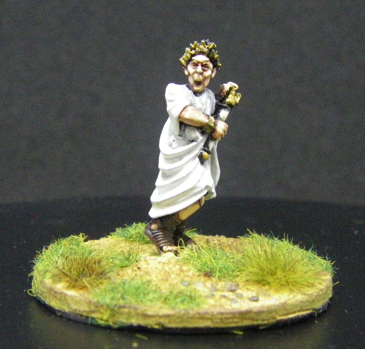 madaxeman's tweet photo. There's really only one figure in my collection that I absoluetly need to post a photo of on the Ides of March, isn't there?
https://t.co/m5ROTzozpZ
#IdesofMarch #InfamyInfamy @KENNETHWILLlAMS https://t.co/MxOwsxri5i
