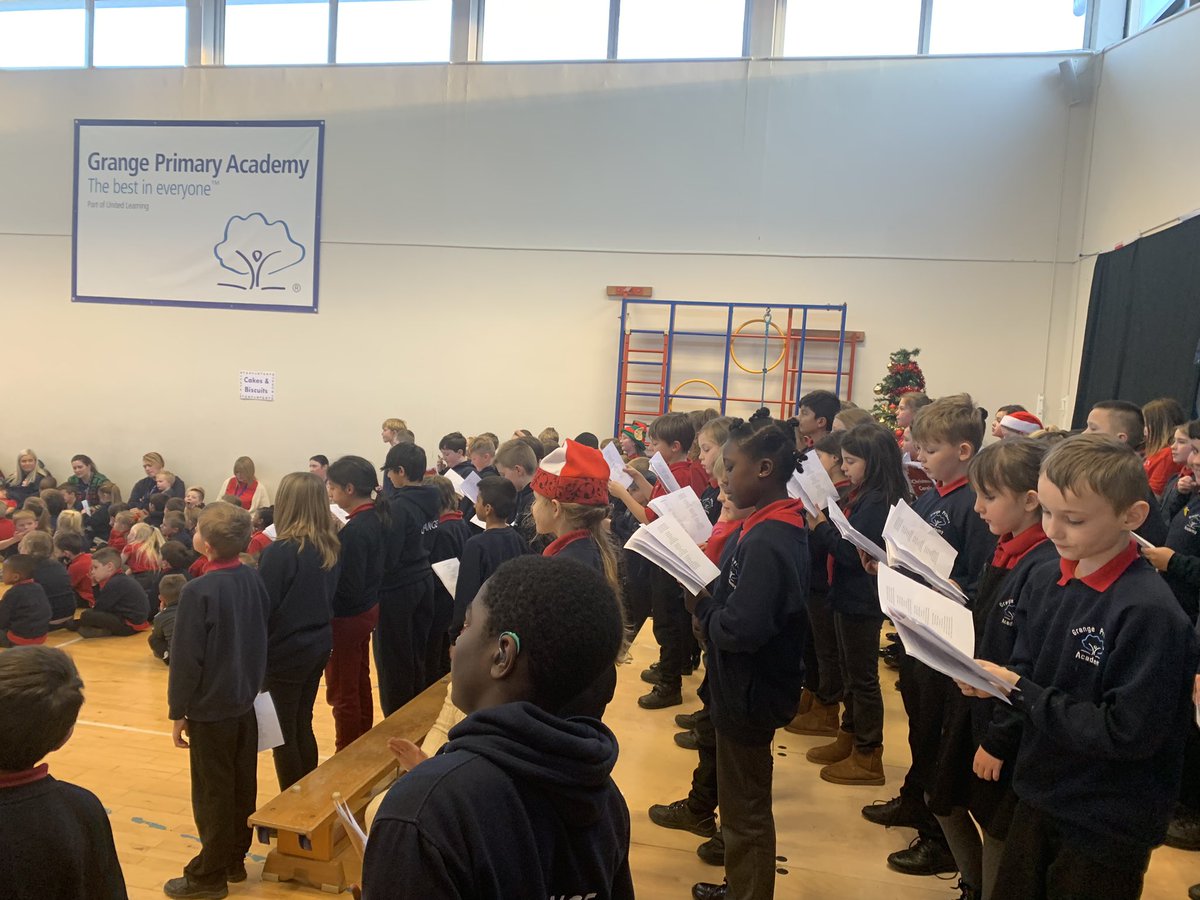 Our KS2 children sang beautifully to our parents and some of the residents and carers of the local care home.