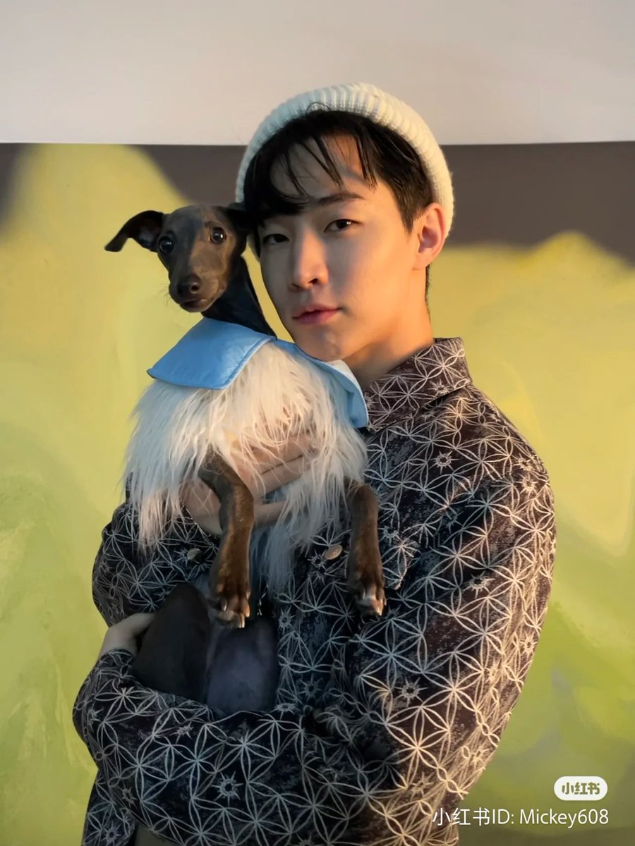 HLGlobalStrings's tweet photo. 20221215 - BTS of #KindMagazine
Cr. Mickey不是米奇
More pics here:
🔗https://t.co/GlpAzheTD4
#HenryLau #헨리 #刘宪华 https://t.co/mIS6qb7TnK