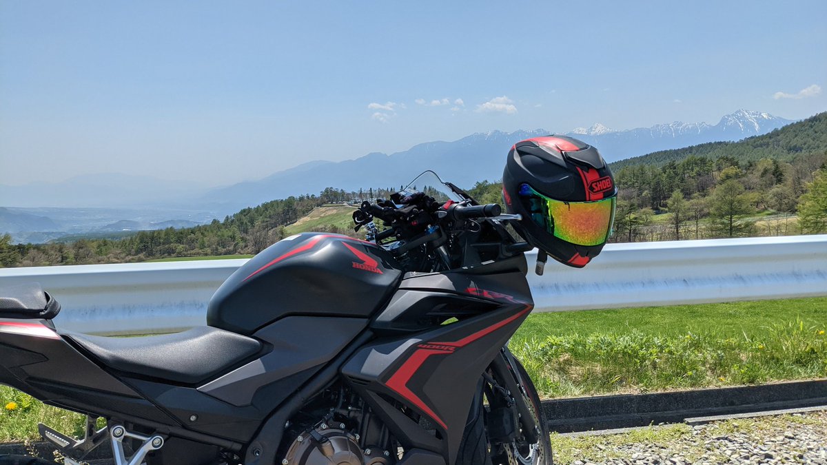 ys893's tweet photo. バイク乗りたい…
けど寒いから乗りたく無い… https://t.co/whCqvVY91G