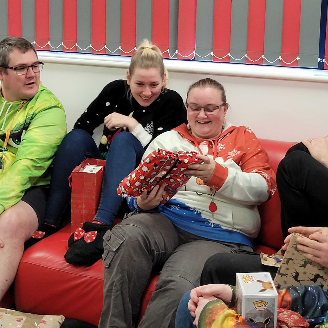 adopstar's tweet photo. As well as looking good in our Christmas jumpers, we also exchanged our #secretsanta gifts yesterday! ๐
Looks like most of us were nice this year! ๐
#adopstar #officechristmas #officesecretsanta #christmaspresents #feelingfestive https://t.co/iuOGzJw3Qo