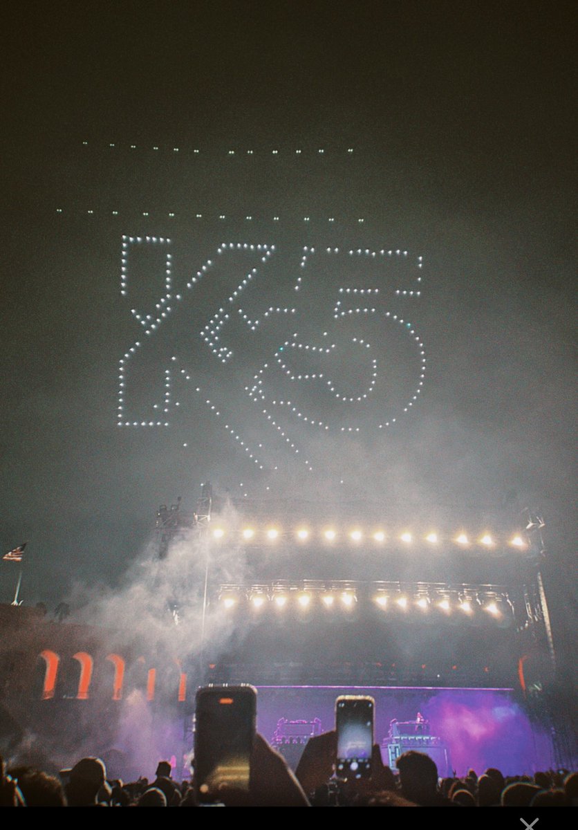 jessnutss's tweet photo. Kx5 at the coliseum was such a dream, literally out of words for how beautiful that was — if you rlly know me, you know kx5 have been my fucken number 1s since the very beginning✨😭❤️ thank you for such a memorable night!!! @kaskade @deadmau5 @kx5official https://t.co/LRT2htnwmT