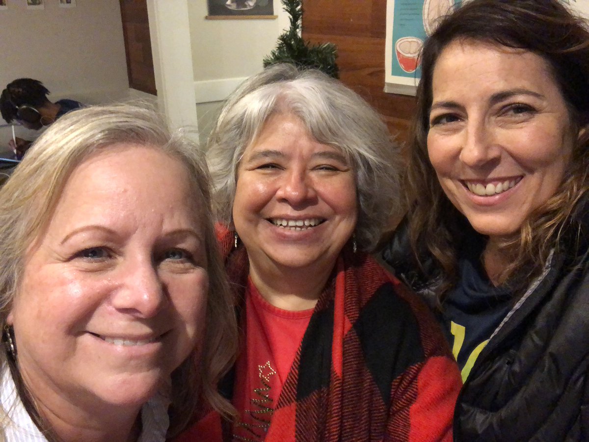 MBradford_skill's tweet photo. Impromptu Coffee Meet Up with friends is the best medicine for the soul.  @LucyPow43511632 @LoriGaddy4 https://t.co/Og8JNS10ng
