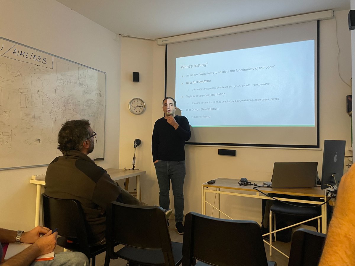 Idecrea's tweet photo. Ayer disfrutamos en Idecrea de la charla de @python_vlc  de Testing en Python, de 0 a 100 de la mano de @liopic 

En esta charla se mostraron tanto los conceptos generales del testing como experiencias prácticas con técnicas más avanzadas.

#Idecrea #Python #PythonValencia https://t.co/zwP03EIzBx