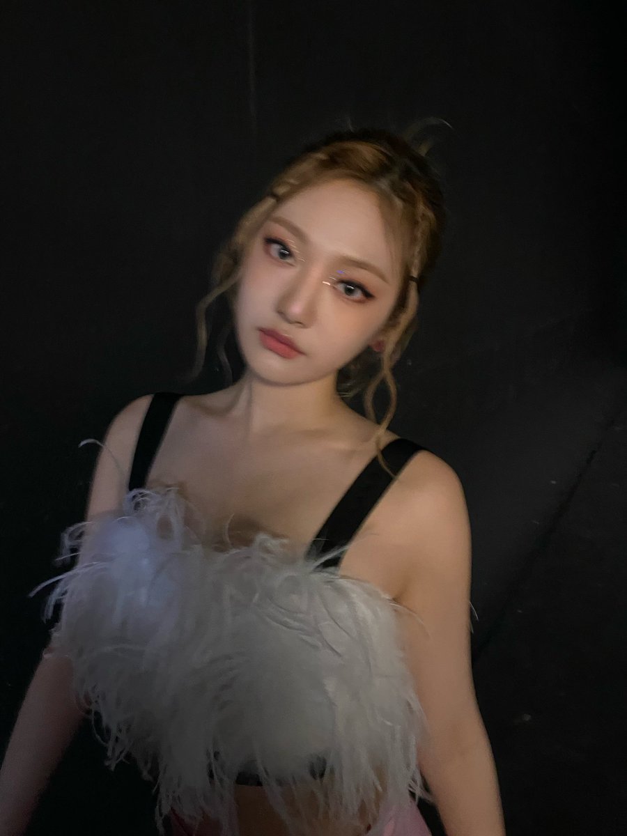 aespasbbl's tweet photo. [221215] 8:56PM KST: 🦋 

- +3 📸 https://t.co/UucqPppufw