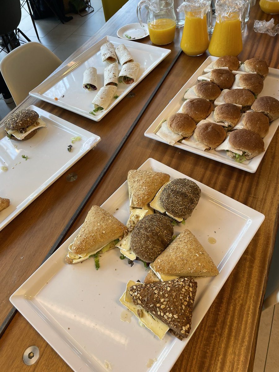 coe_sshw's tweet photo. Research meet-up with @LifelinesNL starts with opening addresses by @LisetvdM (our director) and @JOMierau (director of Lifelines), and a delicious lunch. First plans are already formulated: going all vegan next time. Yay or nay? https://t.co/FFUaKPT0ZV