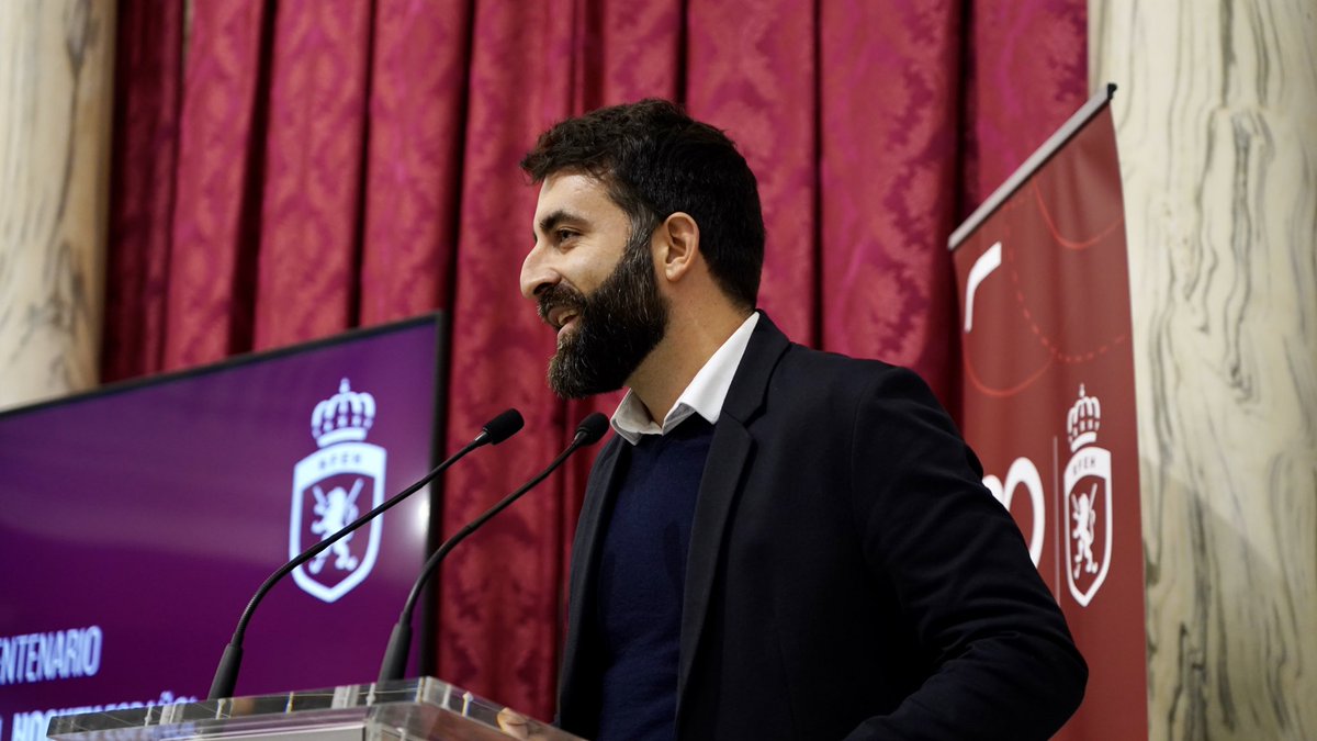 rfe_hockey's tweet photo. #CentenarioHockeyEspañol  🥰 https://t.co/w8bTLaXivi