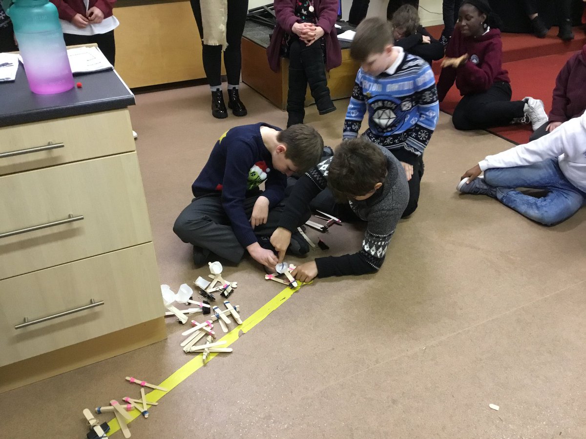 P7 tackled a STEAM challenge today, to build a snowball catapult for an elf with a broken arm! They worked hard, tried out their designs and improved them with feedback - some even hit our tricky target! Great teamwork from all 👏🏼