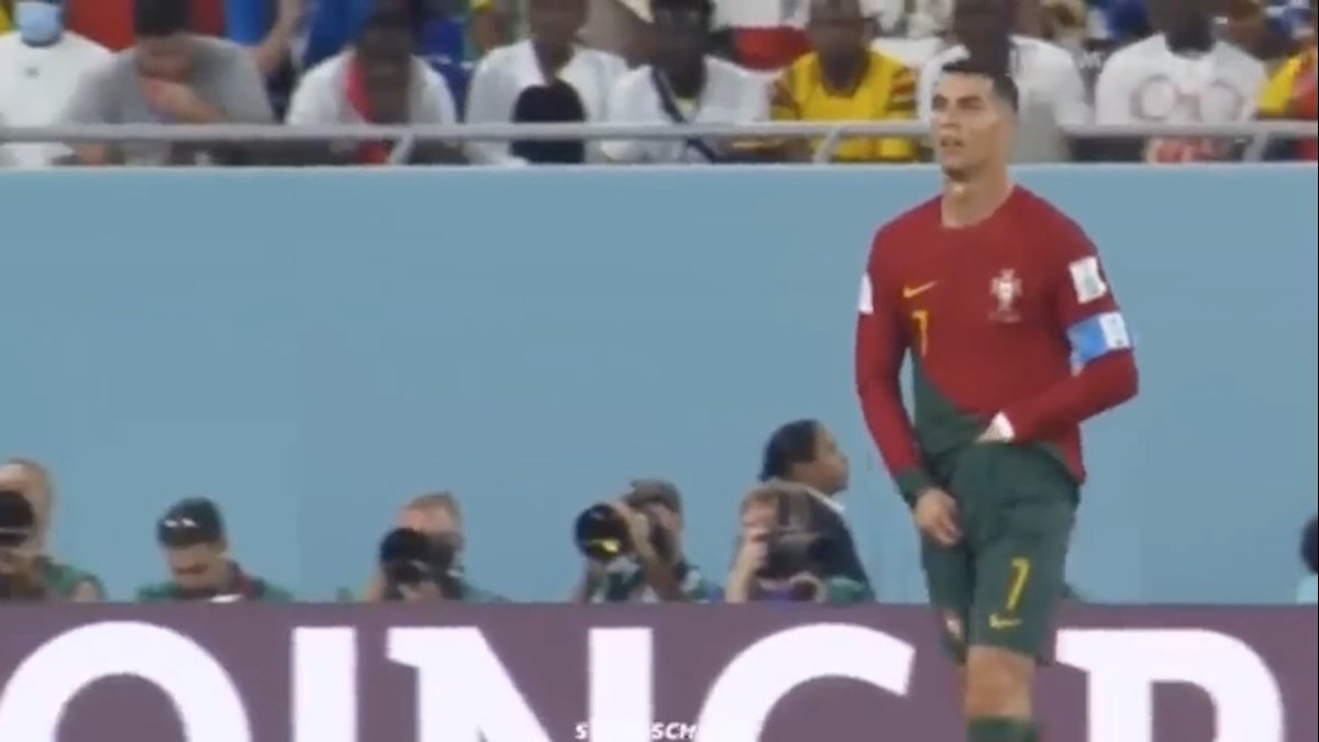 Russell Howard Hour tweet media