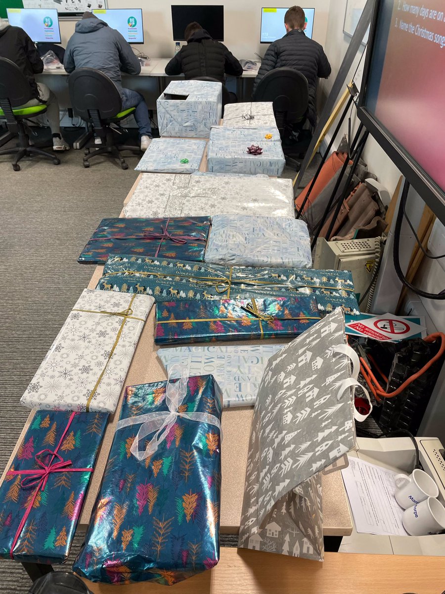 Roofing Department tweet media