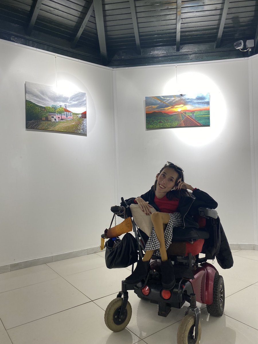 Tablolarımı ziyarete geldim sizleride bekliyorum💐💙