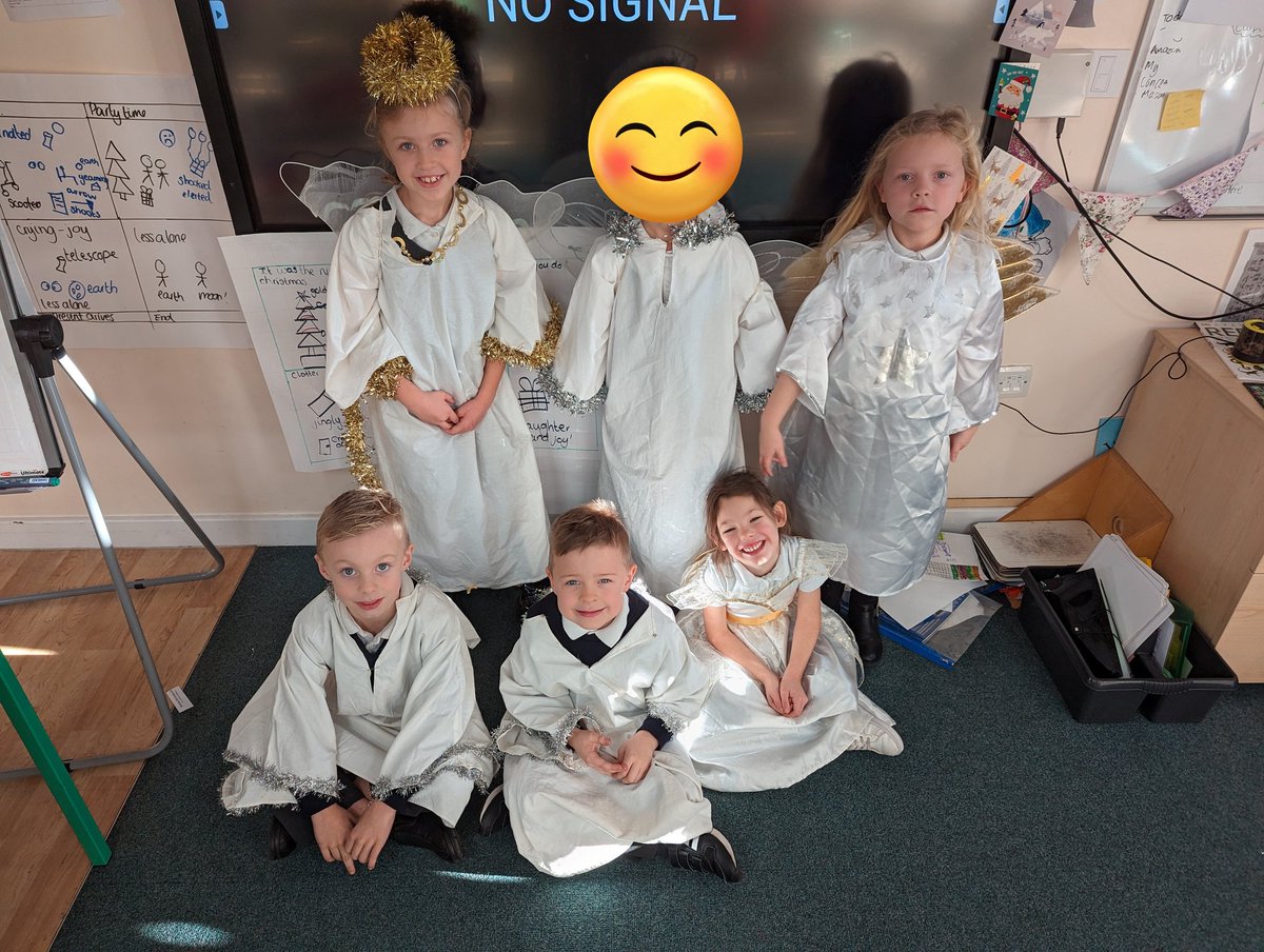 SHPS_Year2's tweet photo. Merry Christmas from all our nativity super stars! https://t.co/9Z92oh4vVf
