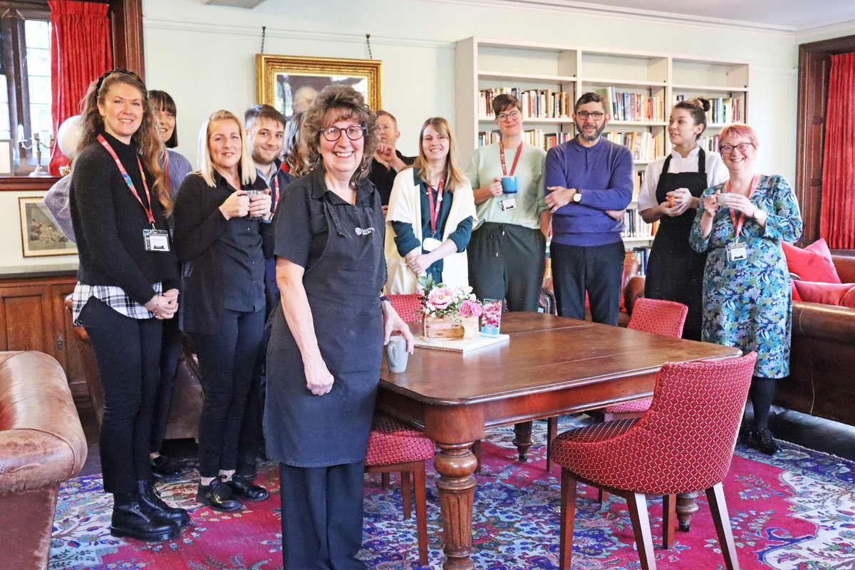 Gladstone's Library tweet media