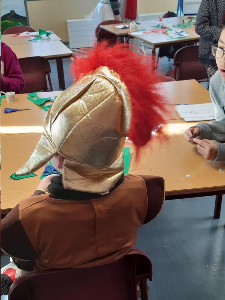 HenryMaynardE17's tweet photo. Roman Wow Day is going brilliantly in year 4! Chariot racing, wreath making and designing a Roman coin. #history #teammaynard https://t.co/DoccQBLfoh
