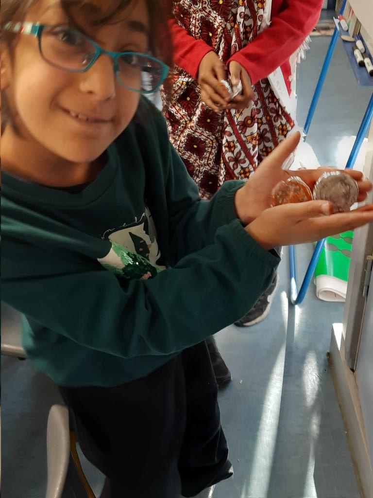 HenryMaynardE17's tweet photo. Roman Wow Day is going brilliantly in year 4! Chariot racing, wreath making and designing a Roman coin. #history #teammaynard https://t.co/DoccQBLfoh