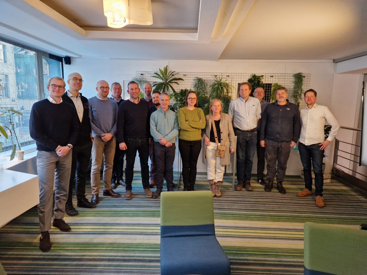 Terrascope_BE's tweet photo. #Throwback to our Advisory Board meeting! Happy to discuss how we can keep improving our services with experts from @ESA_EO, @NLSpaceOffice @WallonieBE @AviaGIS @ULBruxelles #GEOsolutions #Agoria and #KlimaatcentrumBE! Ready to take #Terrascope to the next level in 2023! 🛰️👨💻🌍🤩 https://t.co/zHGYStsVIh