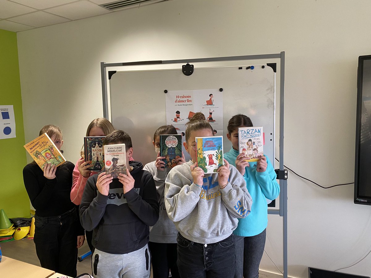 Les élèves de CM2 ont fait leur choix. Après un entraînement digne de grands sportifs, 7 élèves ont été sélectionnés pour participer à la finale d’école des petits champions de la lecture. Rendez-vous  le 19 janvier pour les résultats! <a href="/championlecture/">Les Petits champions de la lecture</a> #lecture