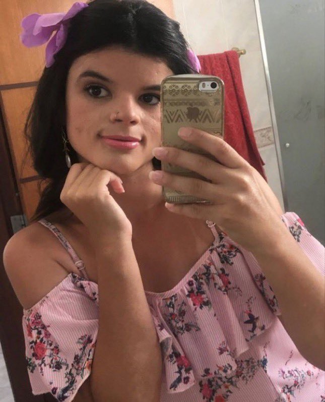 lev1nee's tweet image. fazer saliências? não não!
chamar ele pra vir dormir de conchinha o dia inteiro, ficar os dois dopados de neozine.