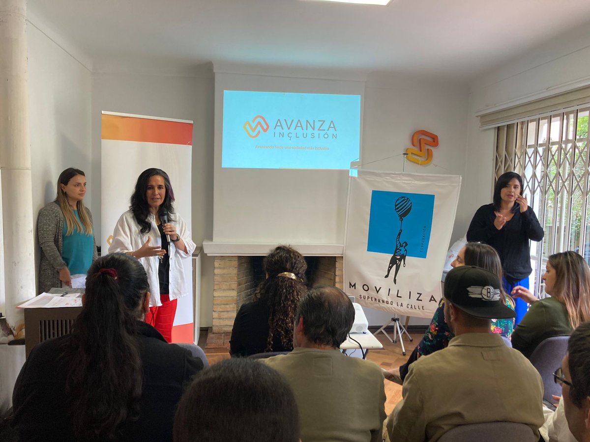 🔵 Ayer la Seremi <a href="/cecarrami/">🌳Claudia Espinoza🌳🌳</a>  asistió al cierre del proyecto "Trabajo digno: una intervención hacia la superación", ejecutado por la institución <a href="/avanzainclusion/">AVANZA Inclusión</a> con fondos de la Seremi de Desarrollo Social y Familia.