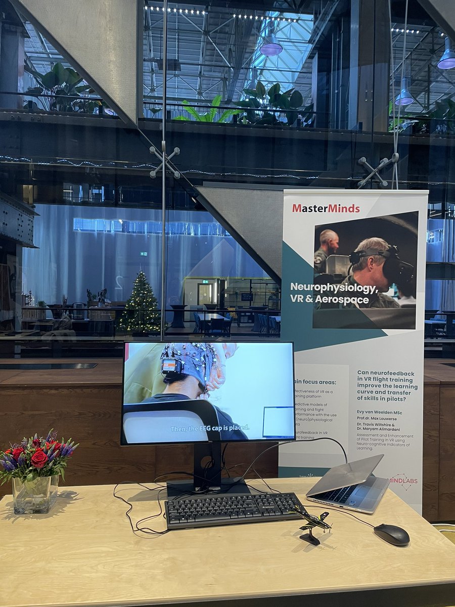 evyvanweelden's tweet photo. I’ll be demonstrating my project at the annual Masterminds event today at the @lochal013 #mindlabs #masterminds #tilburguniversity https://t.co/5l7emLafUx