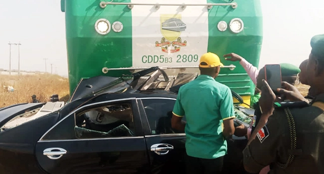 channelstv's tweet photo. Passenger Train Crushes Woman To Death In Abuja

https://t.co/VX943IeVV5 https://t.co/0jkvGOpXHY