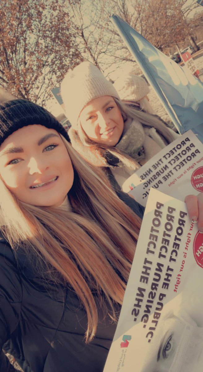 Supporting the #RCNStrike #RCNWales with my learning disability colleagues 💙