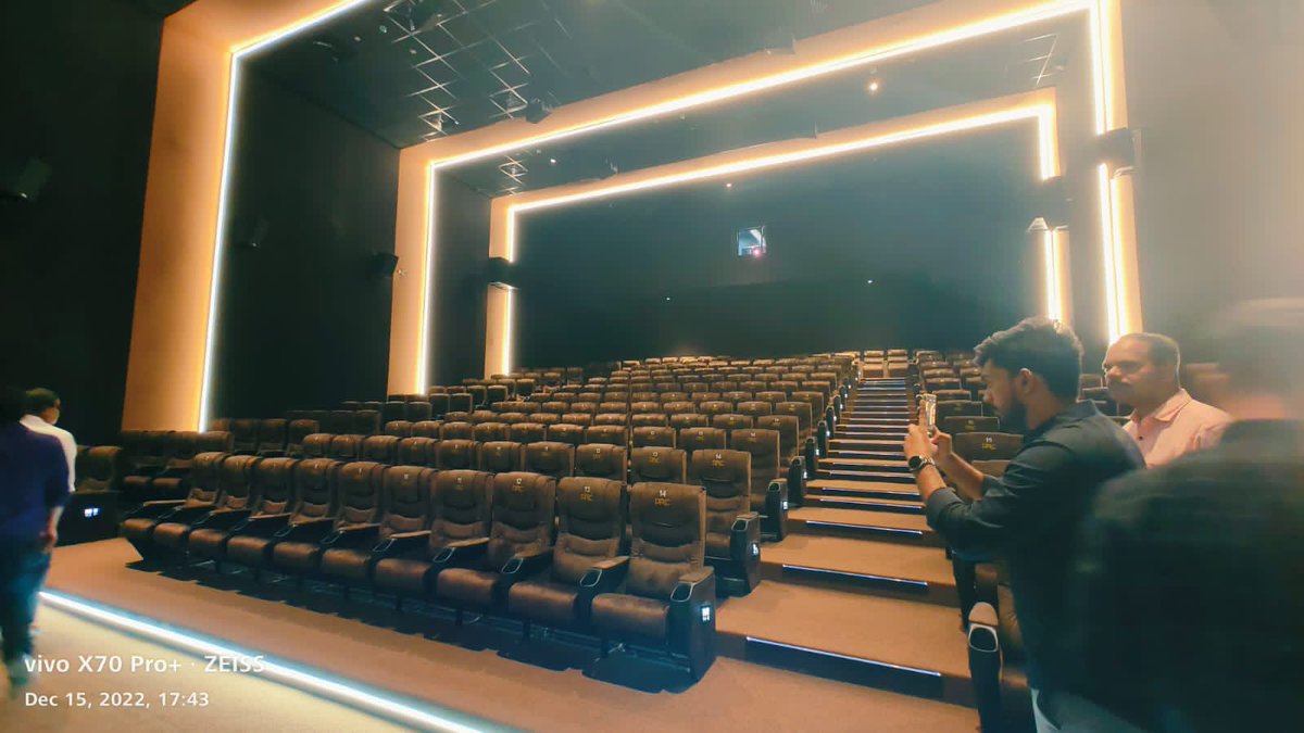 Southwoodoffl's tweet photo. #Kozhikode #ARCinemas #Coronation.

3 screens opening tomorrow with #Avatar https://t.co/JPSi9N0zgE