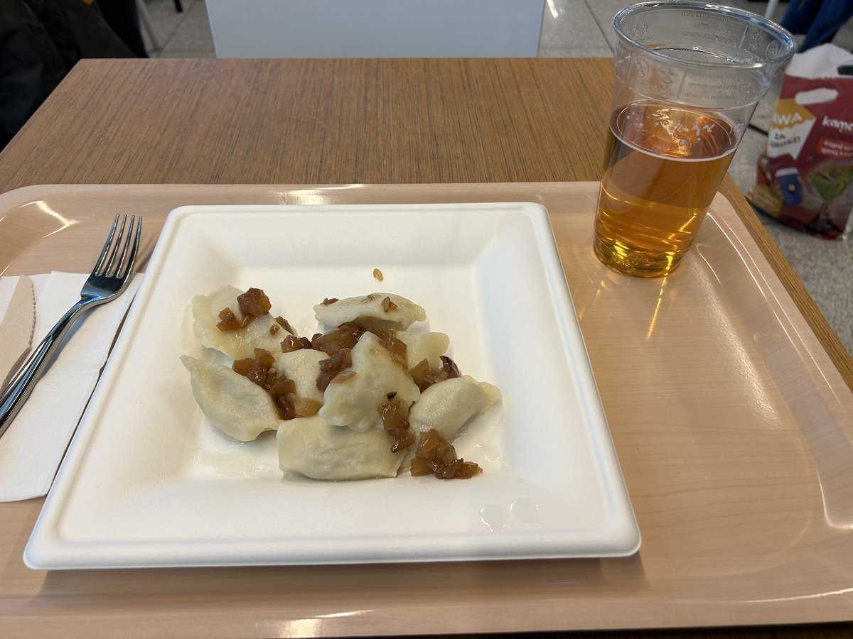 ydna__san's tweet photo. Connecting flights in Gdańsk so pierogi is in order. https://t.co/s24GKnCJdN
