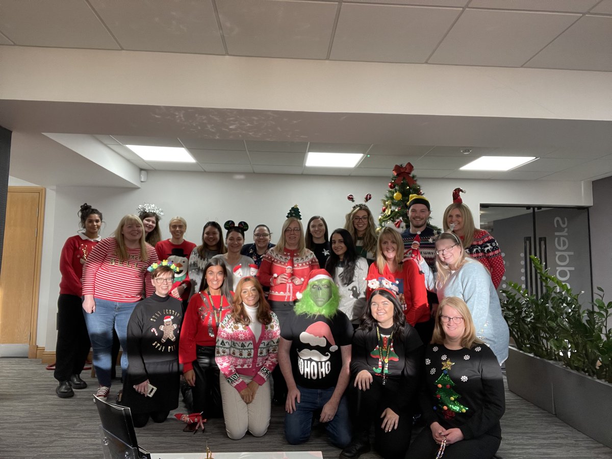 #ChristmasJumperDay <a href="/BlackaddersLLP/">Blackadders LLP</a> #GlasgowOffice. Feeling festive in the West!