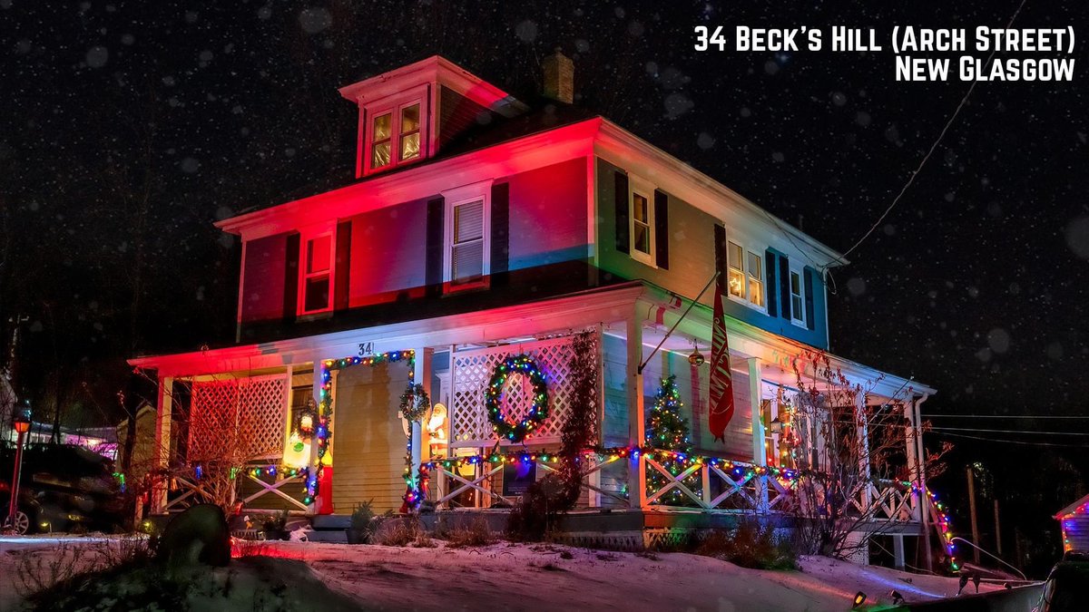 JonRaven's tweet photo. Our century home in New Glasgow Nova Scotia!  RavenManor Christmas 2022!
#holidaylights #christmas #ChristmasLights #newglasgow #novascotia #ravenmedia https://t.co/8xEnfRF9jo