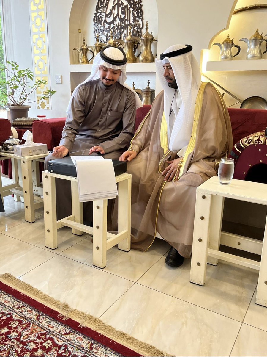 الحمد لله الذي بنعمته تتمّ الصالحات

عُقد -بفضل الله- قِراني هذه الليلة

أسأل الله لي ولكم دوامَ التوفيق والسداد، والهدى والرّشاد